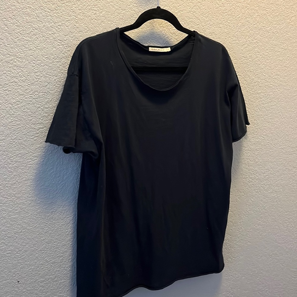Nudie jeans co. Mens scoop neck t-shirt